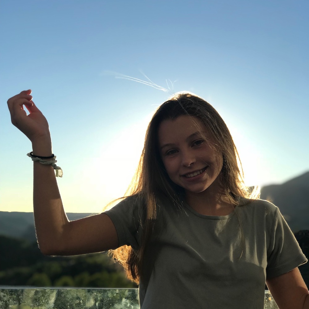 Meet your Posher, Maeve